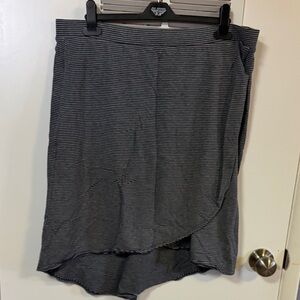 Eddie Bauer navy and grey stripped wrap skirt